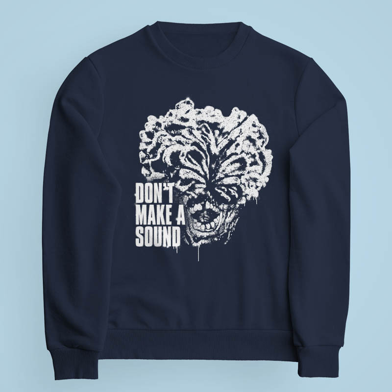 Sweatshirt bleu marine Don't Make a Sound par Demonigote